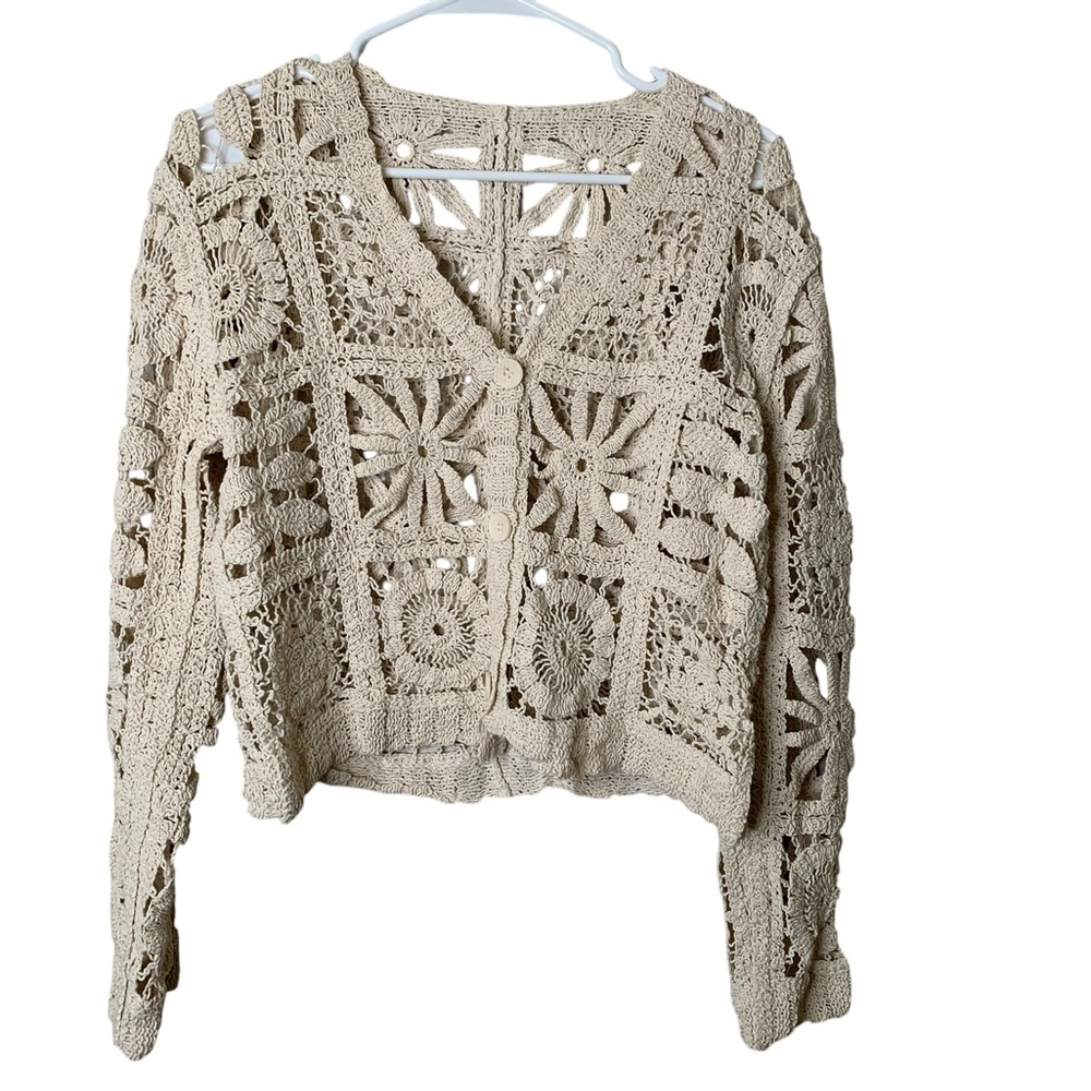 Commense Floral Open Knit Top Size Small Boho Neutral Hippie Crochet Cottagecore - Picture 3 of 9